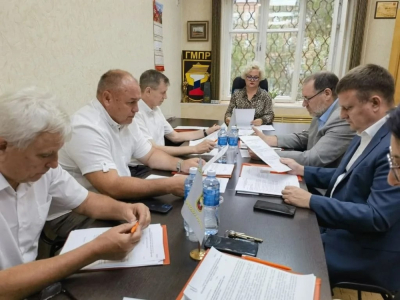 НА ПОВЕСТКЕ ДНЯ…